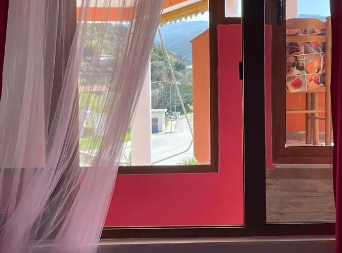 Bar Restaurant Mete Hotel Peshkepi