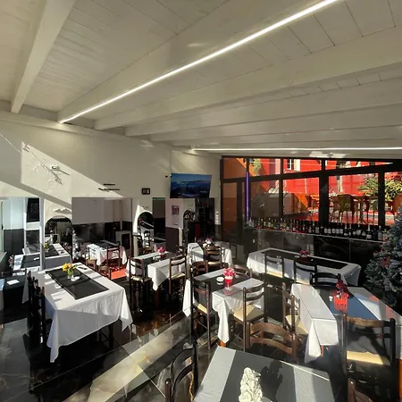 Отель Bar Restaurant Mete
