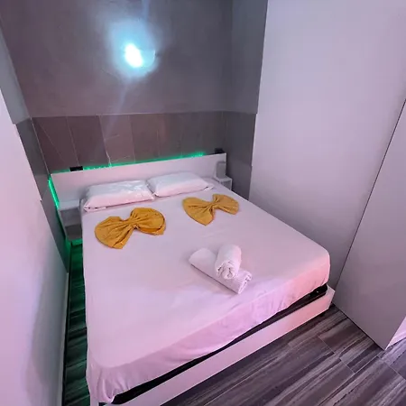 Bar Restaurant Mete Szálloda *