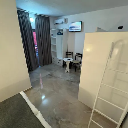 Bar Restaurant Mete Szálloda